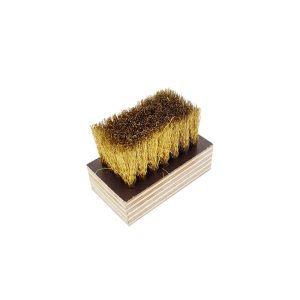BRUSH WITH BRASS BRISTLES